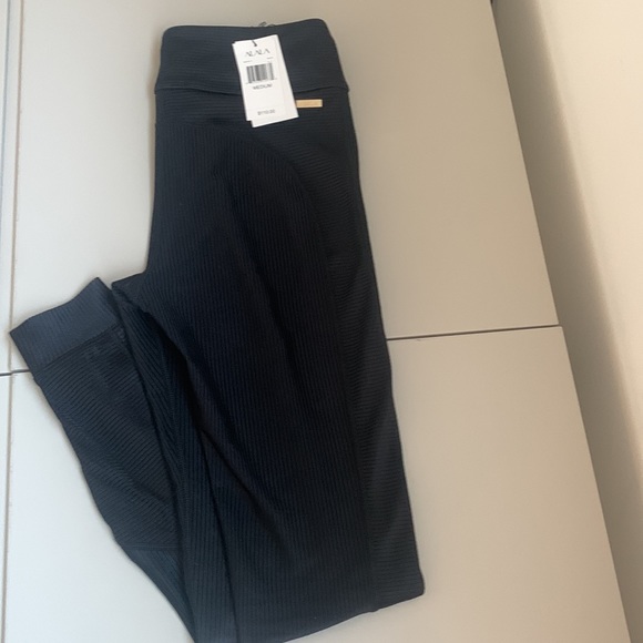 Brand new Alala shiny ribbed leggings - Picture 3 of 4